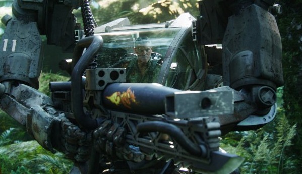 Майлс Кворич в действующем экземпляре.