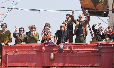 один из немногих нешаблонных stills, которые удалось найти. Те, что шаблонные, копируют на каждом сайте.